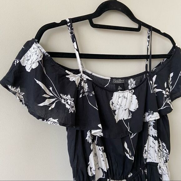 Lucky Brand-Floral Flutter Sleeve Midi Dress - Picture 3 of 9